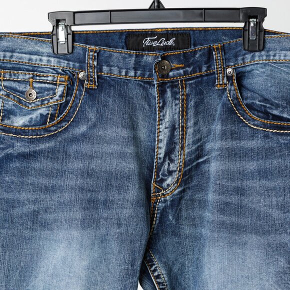 True Luck Men’s Straight Fit Jeans 38x32 Medium Wash Distressed Stitch Denim - Picture 3 of 8